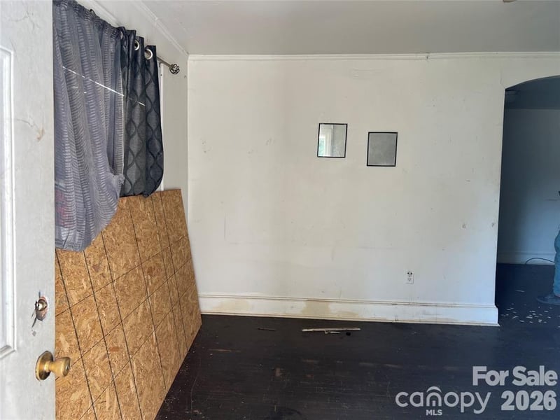 345 Bradford Dr, Charlotte, NC 28208