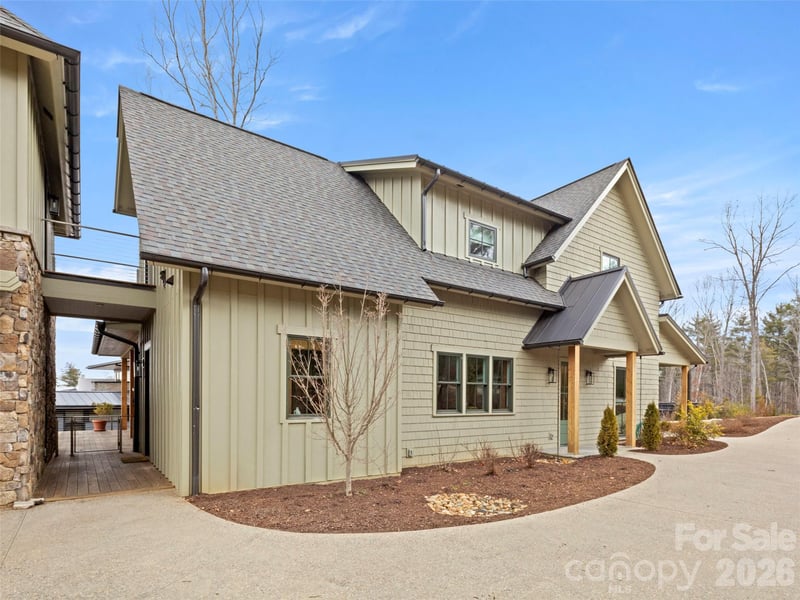 206 Kelmscott Ln, Asheville, NC 28803