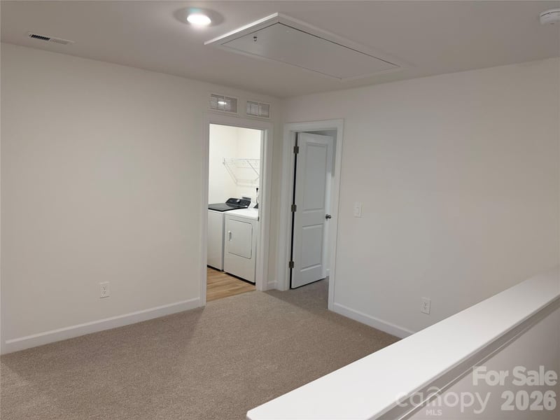 8112 Hidden Springs Trl, Charlotte, NC 28216