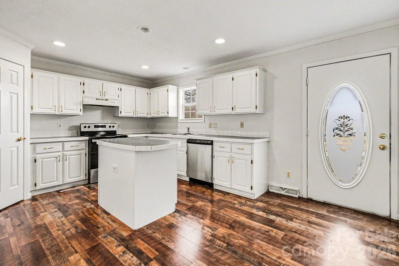 508 Bridgestone Ln, Rock Hill, SC 29730