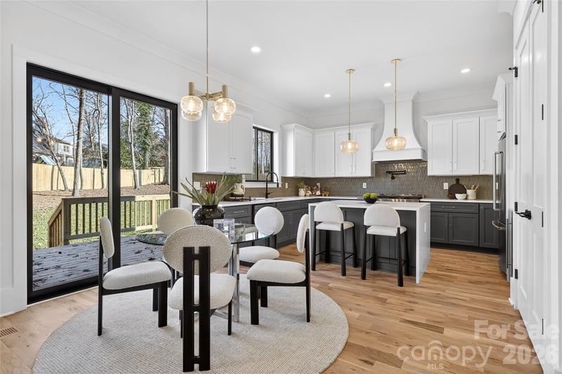 16311 Riverpointe Dr, Charlotte, NC 28278