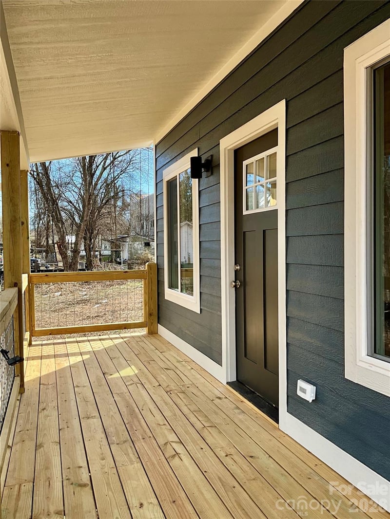 12 Center St, Asheville, NC 28803