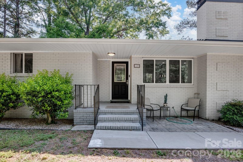 1405 Lakeview Dr, Pineville, NC 28134
