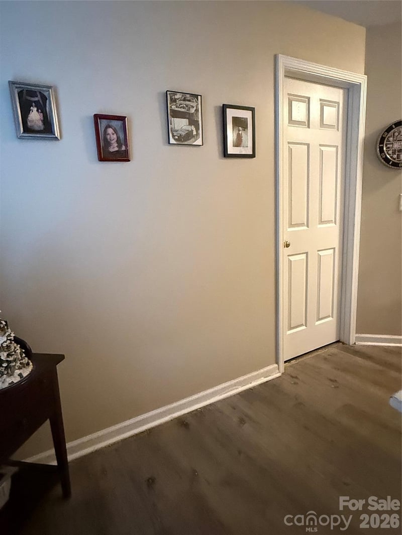2026 Edenderry Dr, Statesville, NC 28625