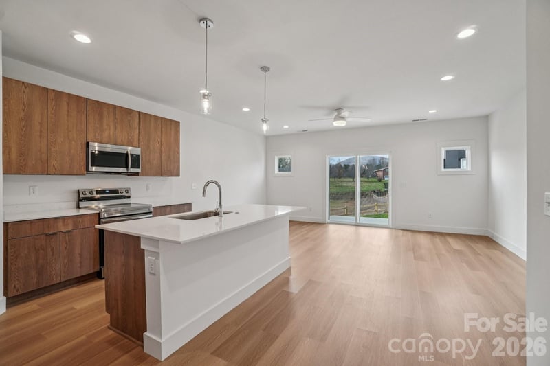 17 Bolton St #9, Asheville, NC 28806