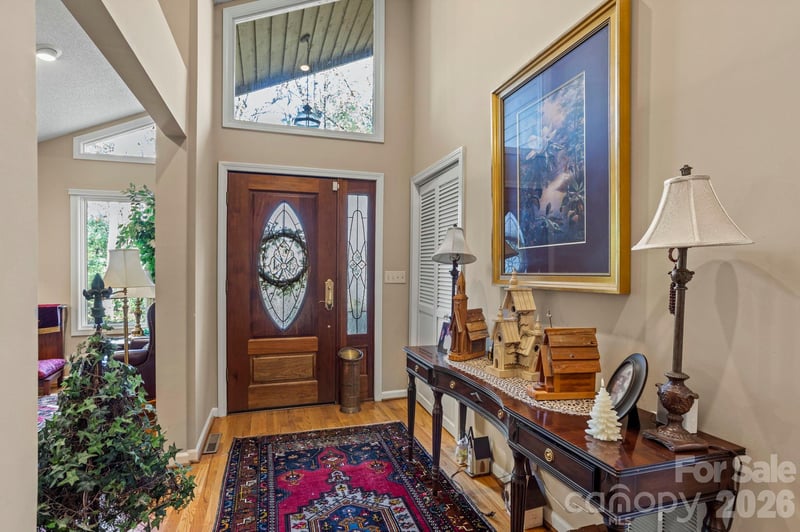 231 Greenleaf Dr, Flat Rock, NC 28731