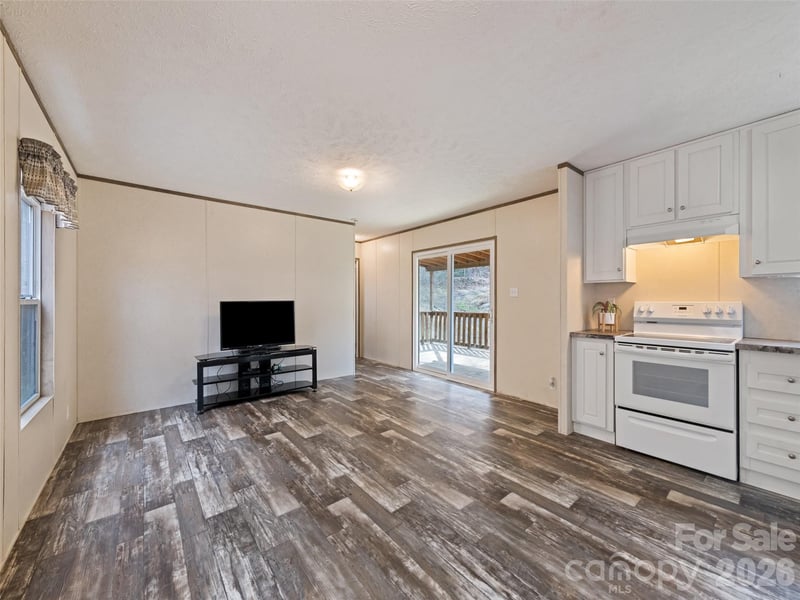 321 Shovel Creek Rd, Waynesville, NC 28786