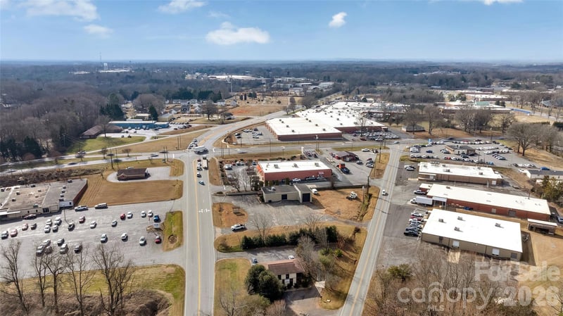 105 Rock Barn Rd #10-20, Conover, NC 28613