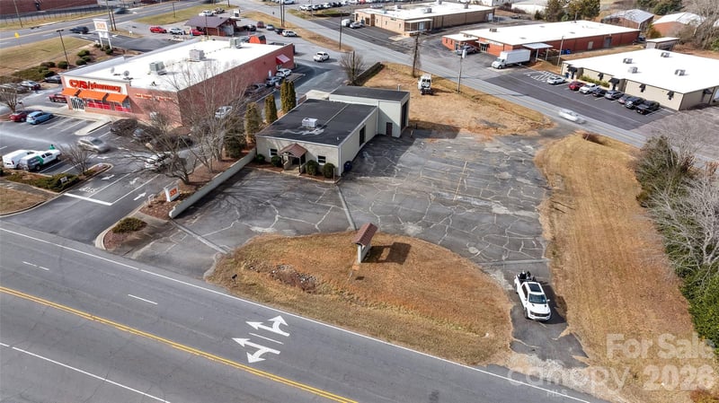 105 Rock Barn Rd #10-20, Conover, NC 28613