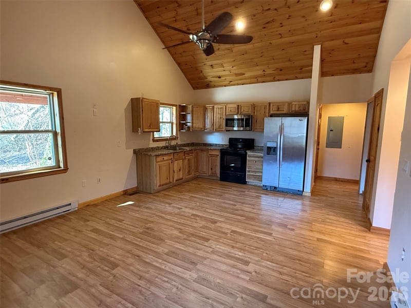 52 Supooh Ln, Sylva, NC 28779