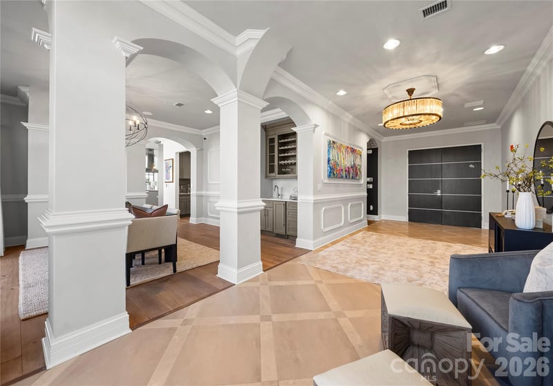 222 Caldwell St #2203, Charlotte, NC 28202