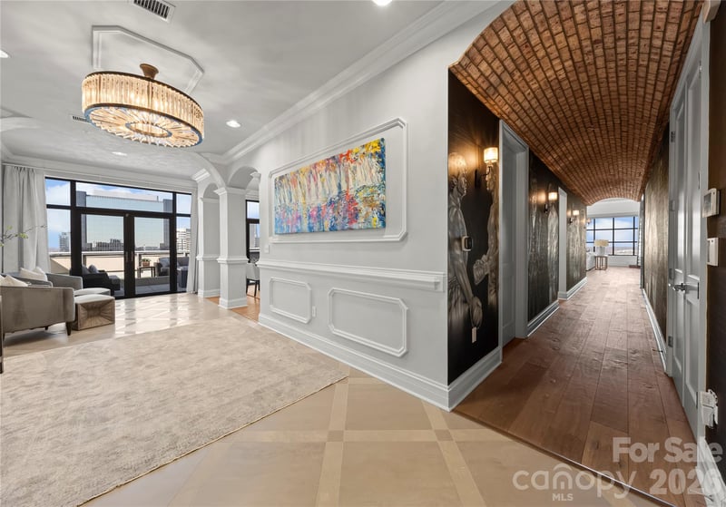222 Caldwell St #2203, Charlotte, NC 28202