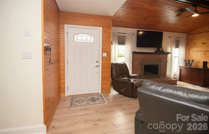 10927 Copper Field Dr, Pineville, NC 28134