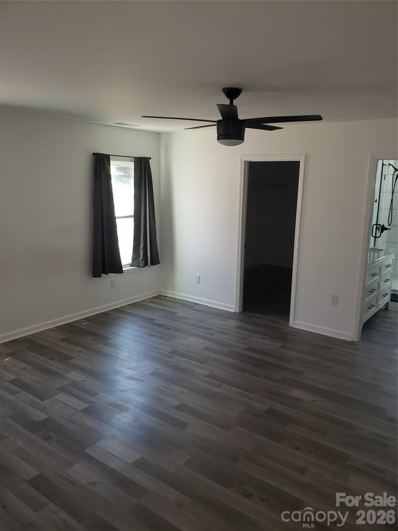 611 Fernwood Dr, Albemarle, NC 28001