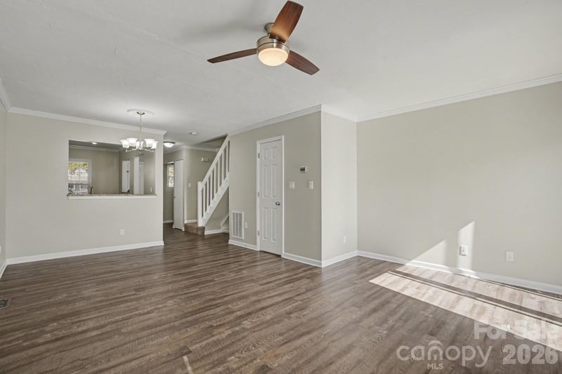 8221 Circle Tree Ln, Charlotte, NC 28277