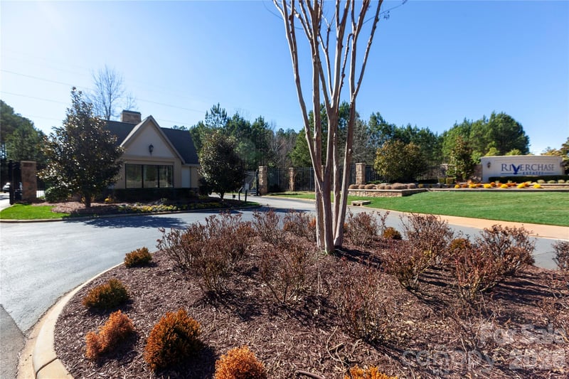 6191 Chimney Bluff Rd, Lancaster, SC 29720