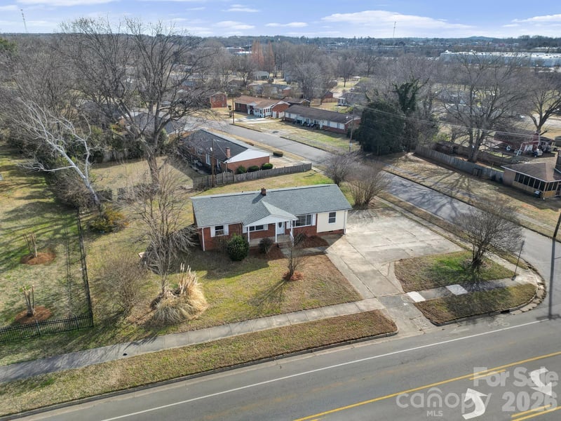 328 Old Concord Rd, Salisbury, NC 28144