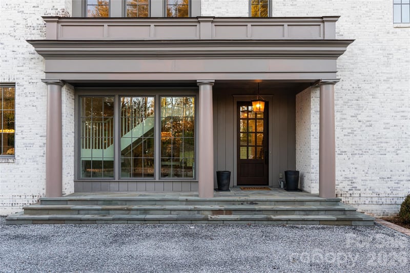 93 Mirehouse Rn, Asheville, NC 28803