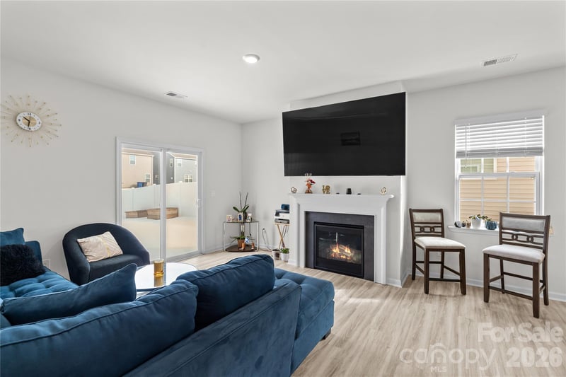 136 Sycamore Springs Dr, Statesville, NC 28677