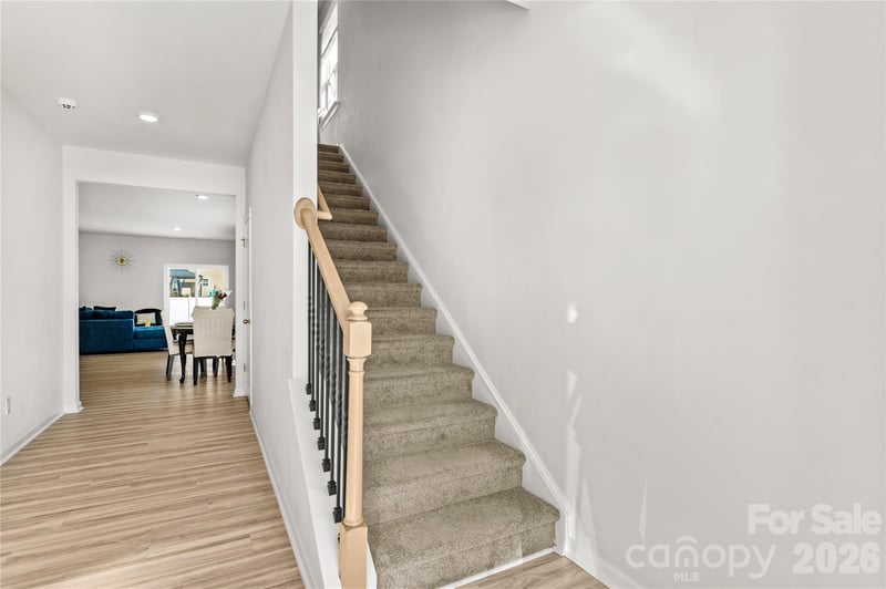 136 Sycamore Springs Dr, Statesville, NC 28677