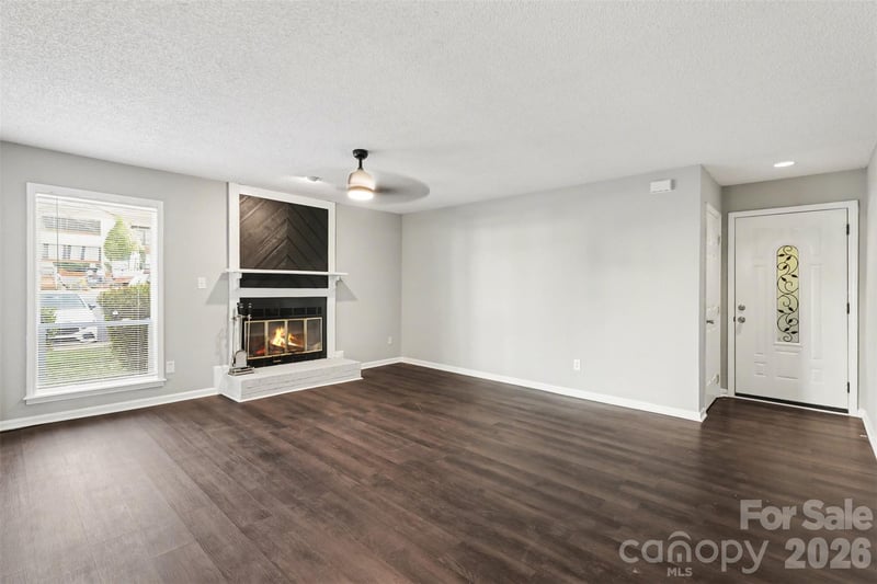 7255 Winery Ln, Charlotte, NC 28227