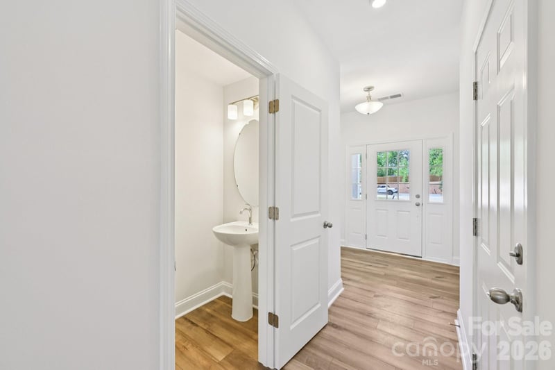 7647 Ethora Way, Charlotte, NC 28216