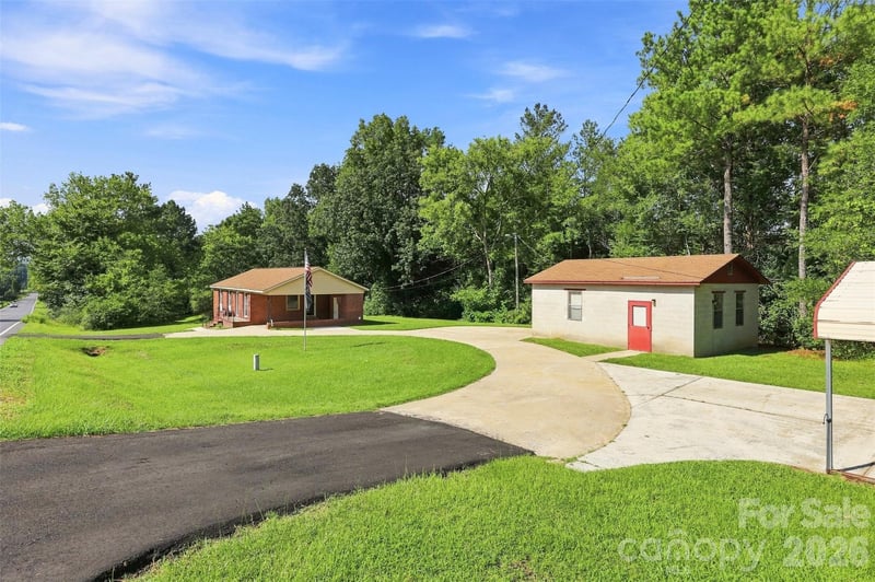 728 Center Rd, Chester, SC 29706