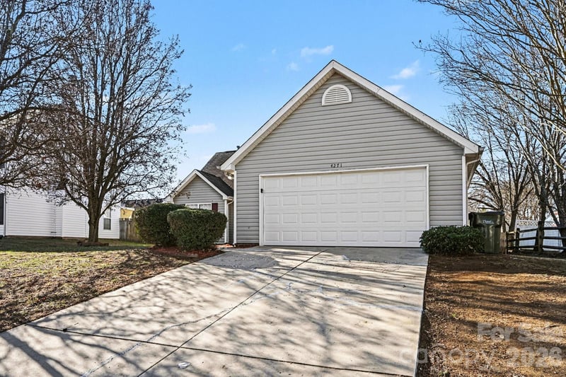 4271 Maybrook Ct, Concord, NC 28027