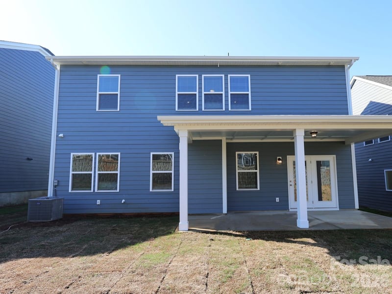 12113 Avienmore Dr, Charlotte, NC 28278