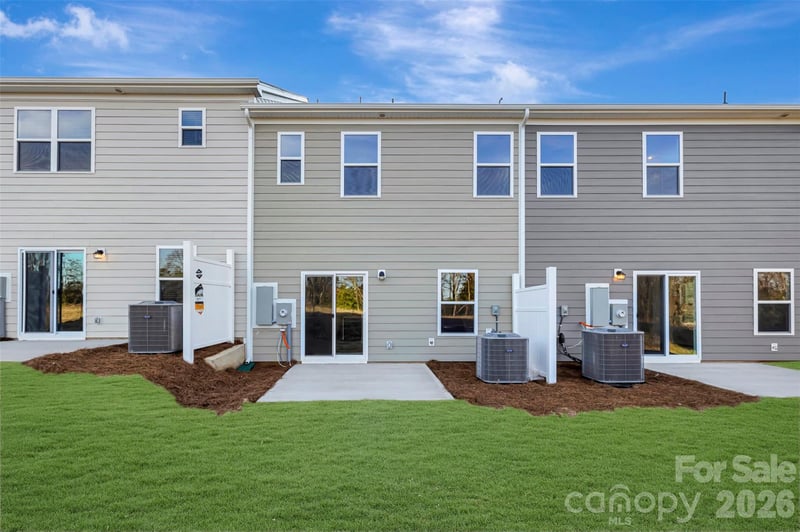 816 Earhart St, Concord, NC 28027