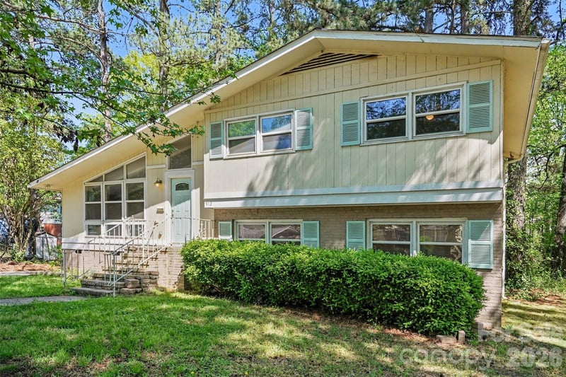 912 Bannister Pl, Charlotte, NC 28213