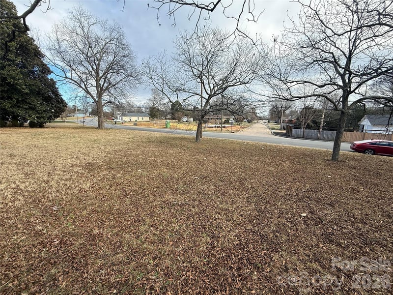 208 Beaver St, Landis, NC 28088