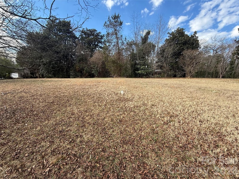 208 Beaver St, Landis, NC 28088