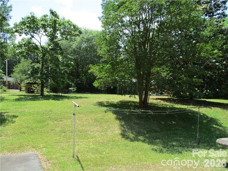 2810 Margaret Wallace Rd, Matthews, NC 28105