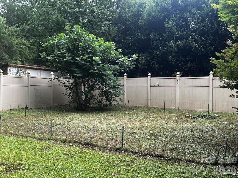 6737 Harrison Rd, Charlotte, NC 28270