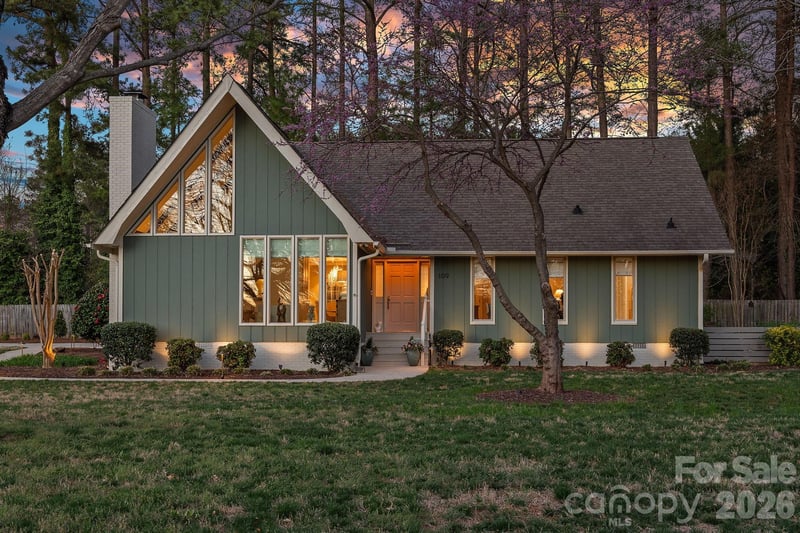 109 Sandy Shore Dr, Mooresville, NC 28117