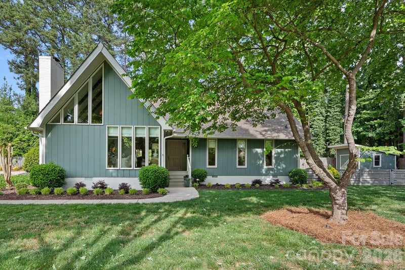 109 Sandy Shore Dr, Mooresville, NC 28117