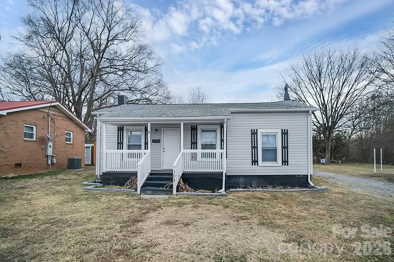 301 Jc Dellinger Rd, Cherryville, NC 28021