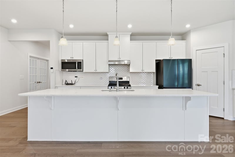 6425 Cumberland Dr, Harrisburg, NC 28075
