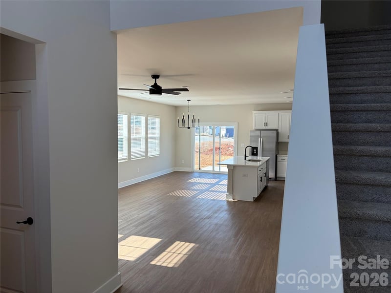 1209 Fall Day Cir, Lenoir, NC 28645