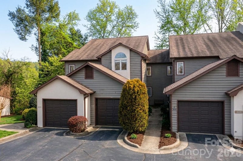 2231 6th St #16, Hickory, NC 28601