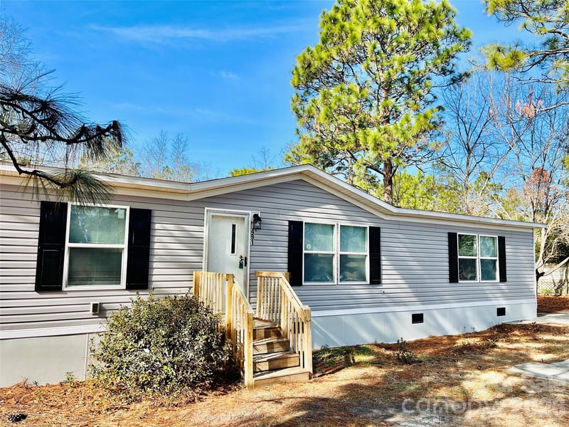491 Sandy Springs Ln, Lexington, SC 29073