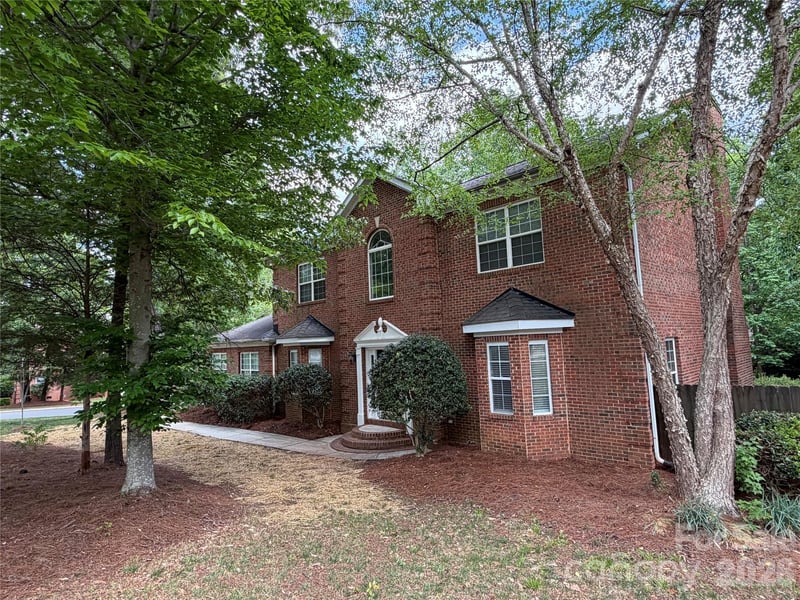 4926 Ardenwoods Dr, Charlotte, NC 28215