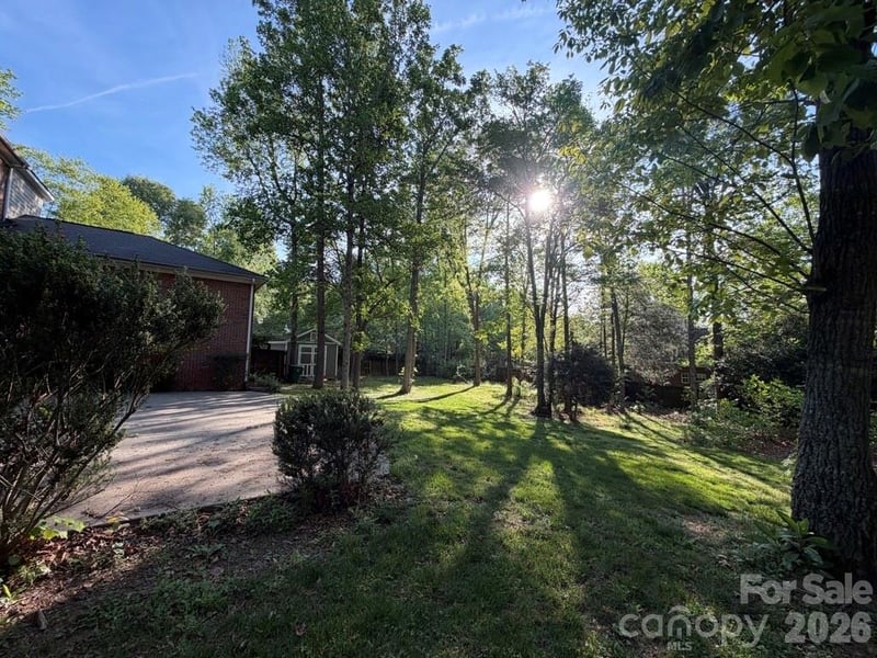 4926 Ardenwoods Dr, Charlotte, NC 28215