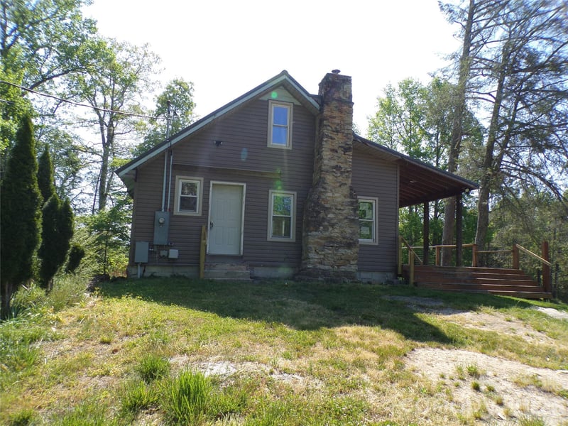 202 Honor Ln, Hendersonville, NC 28792