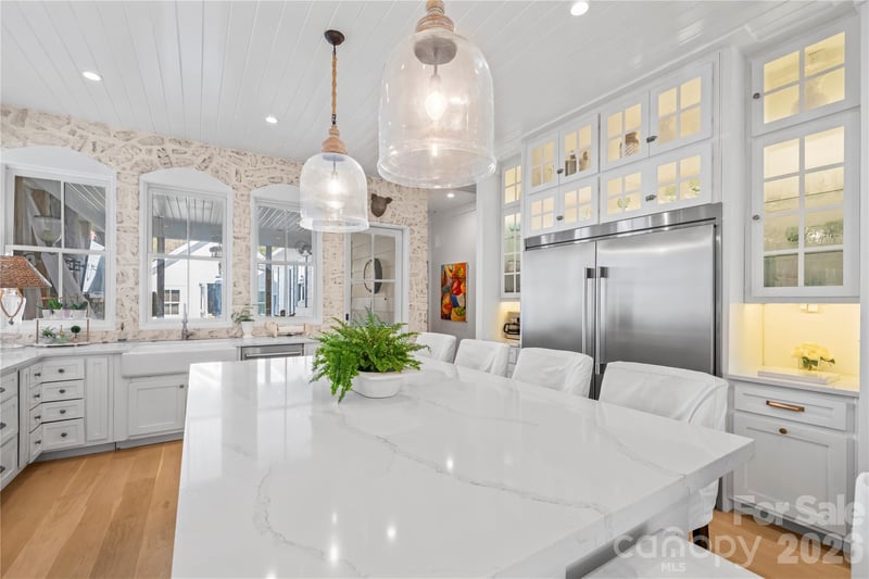 24 Waverly Rd, Asheville, NC 28803