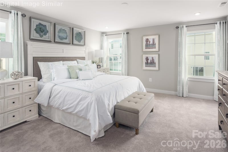 2056 Fernway Dr, Charlotte, NC 28216