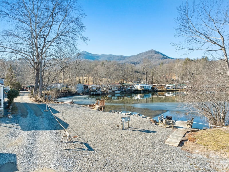 234 Tri Lakes Dr, Waynesville, NC 28785