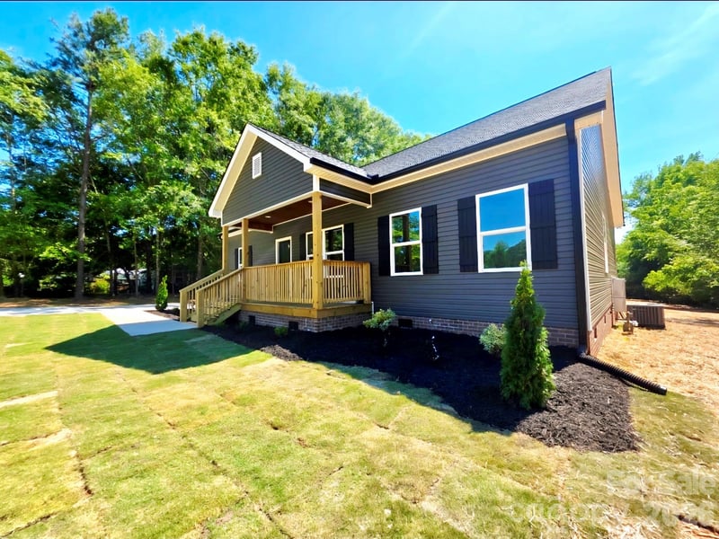 1248 Fincher Rd, Fort Lawn, SC 29714