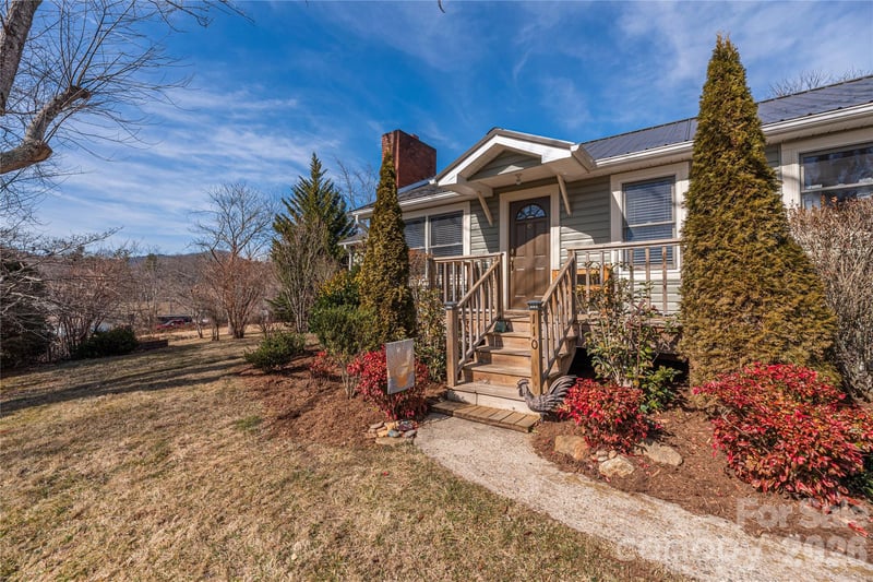110 Dillingham Cir, Asheville, NC 28805